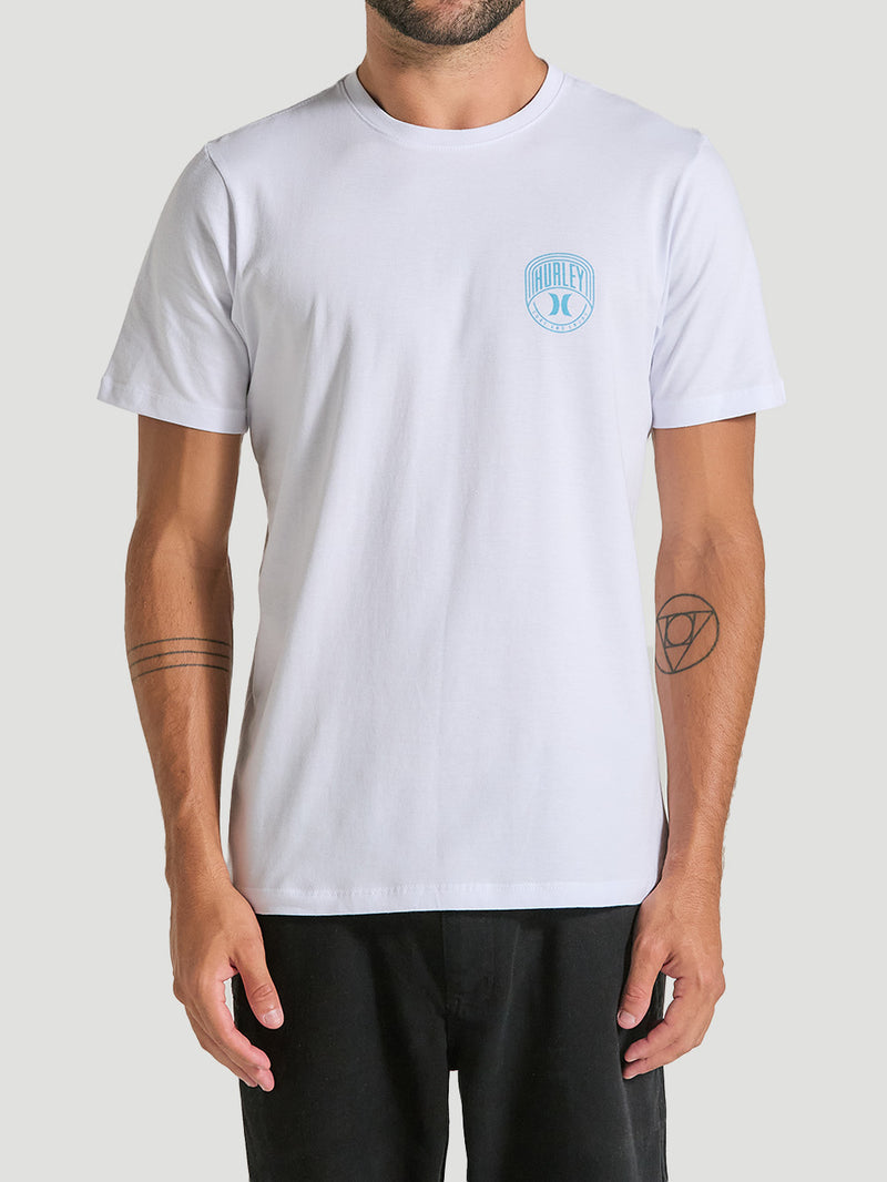 Camiseta Básica Branco Hurley Escudo