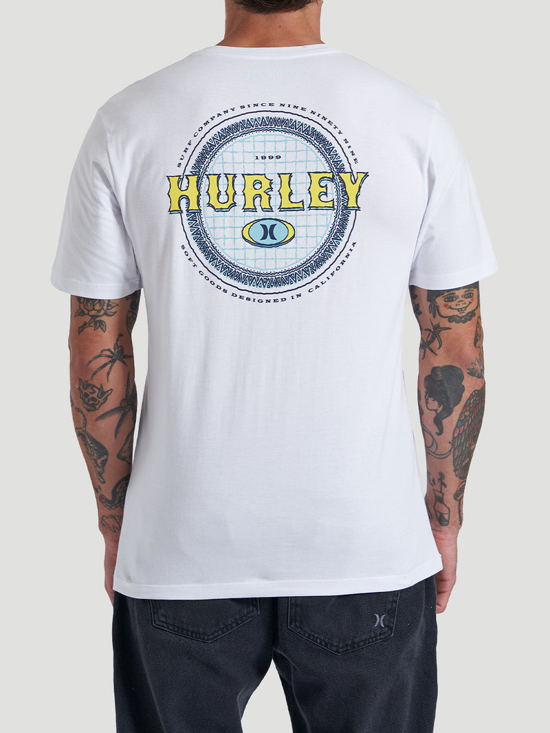 Camiseta Branca Manga Curta Slim Hurley Retro Waves