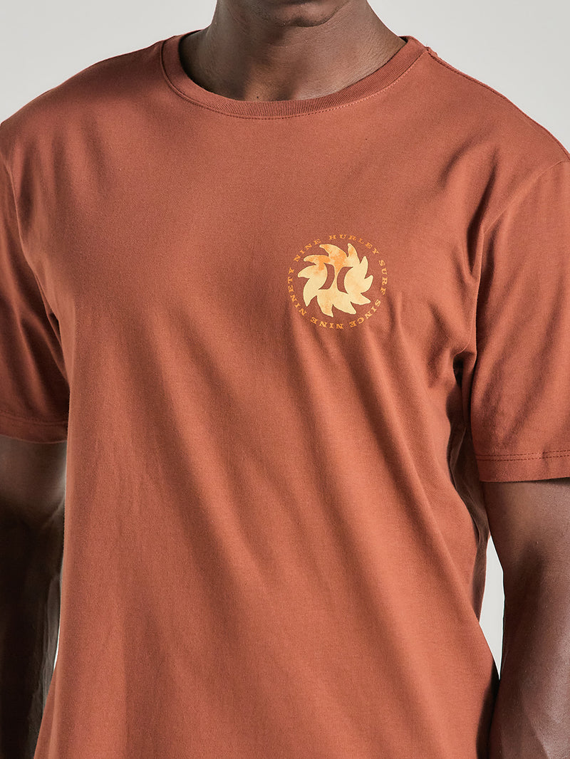 Camiseta de Algodão Estampada Manga Curta Marrom Hurley Cave