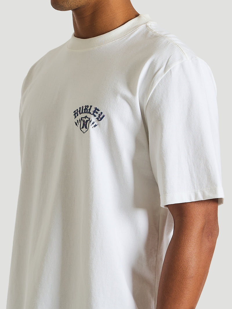 Camiseta Especial Hurley Brasão Branco