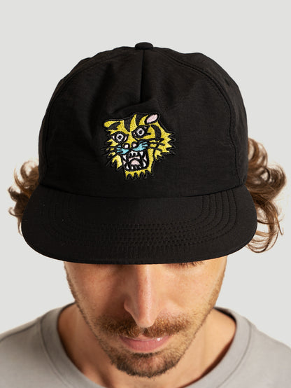 Boné Preto Hurley x Etam Tiger