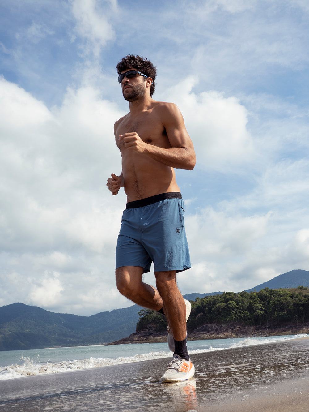 セットFCRB Hurley RASH GUARD、 SWIM SHORTS セットFCRB Hurley RASH GUARD、 SWIM SHORTS