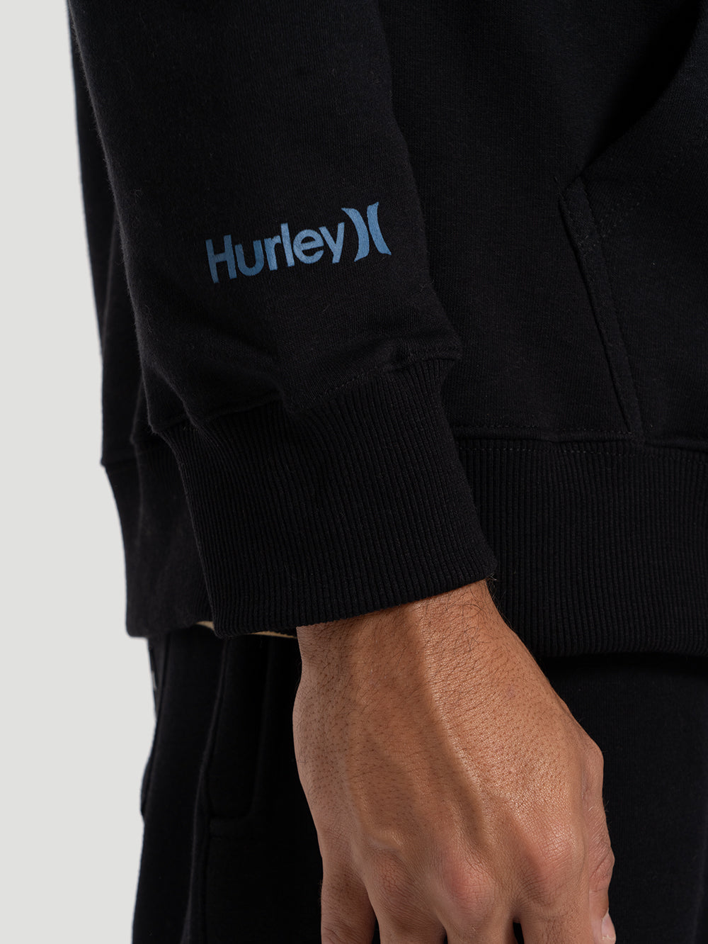 Moletom Canguru Icon Hurley Preto – Hurley Brasil