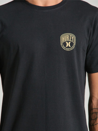 Camiseta Básica Preta Hurley Escudo