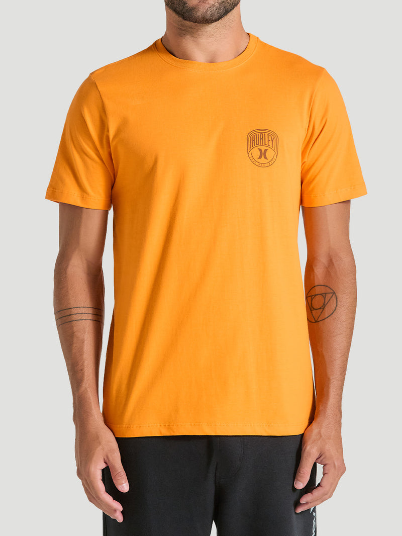 Camiseta Básica Laranja Hurley Escudo