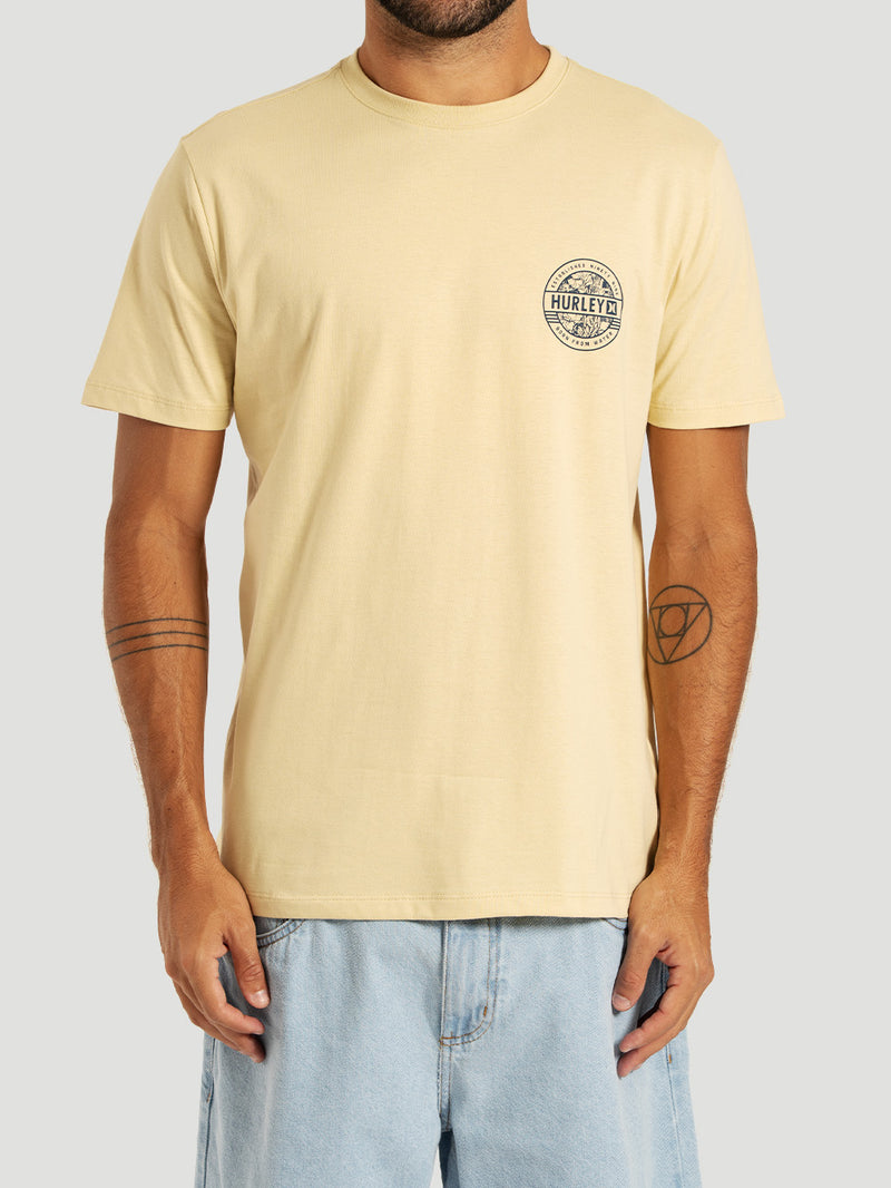 Camiseta Manga Curta Bege Hurley Sticker