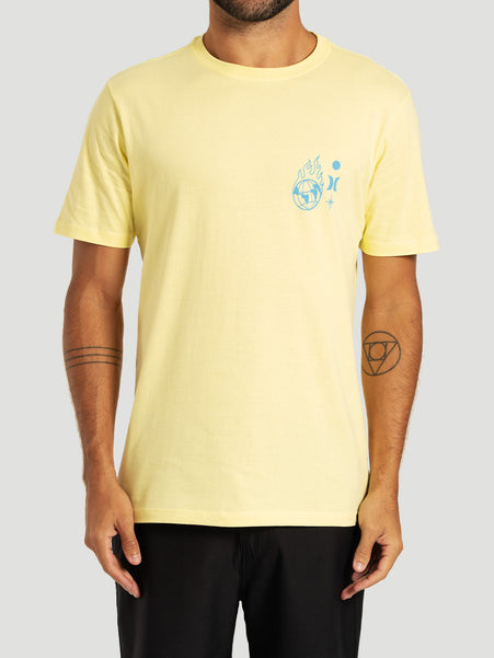 Camiseta Manga Curta Amarela Hurley Half Letters