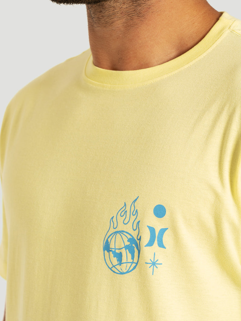 Camiseta Manga Curta Amarela Hurley Half Letters