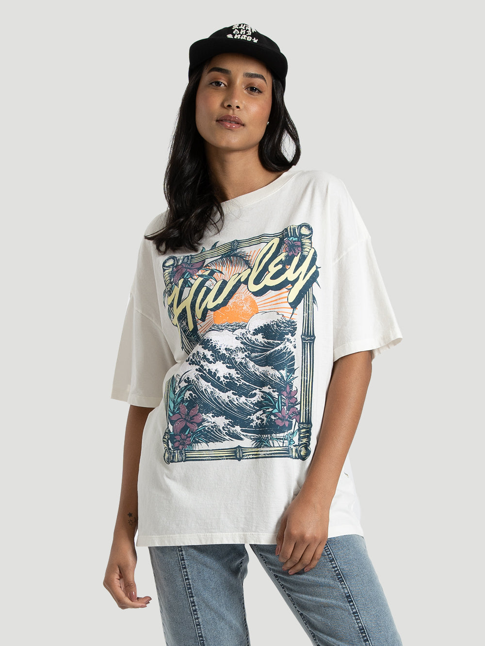 Camiseta Especial Hurley Vintage Off White