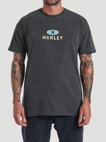 Camiseta Preta Manga Curta Estampa Surf Hurley Retro Waves