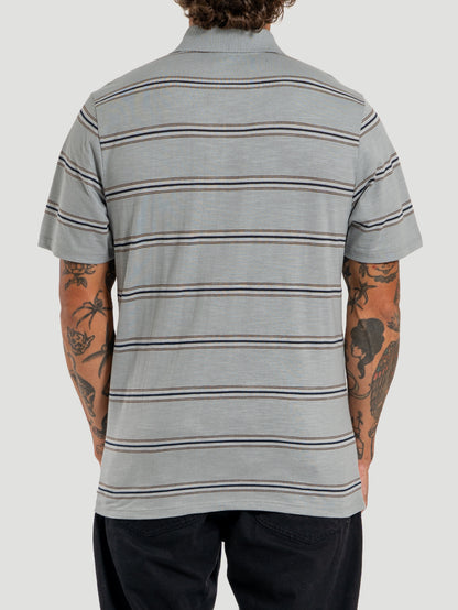 Camiseta Polo Hurley Sunset Listrada Cinza