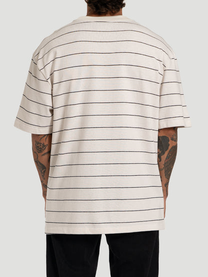 Camiseta Maxfit Stripes Hurley Branca