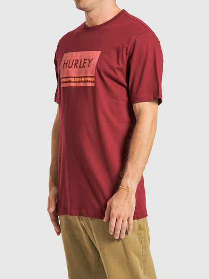 Camiseta Hurley Skull Vinho